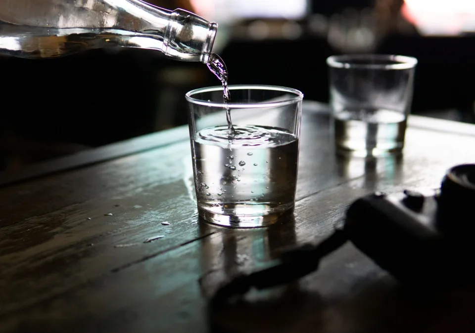 Đội ngũ giao nước